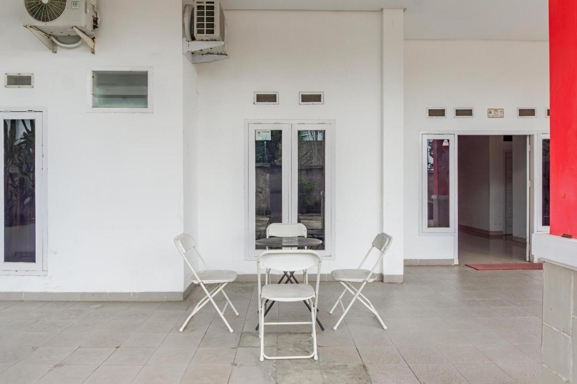 Hotel O Rajabasa Near Universitas Lampung Formerly Hotel Prasetya Bandar Lampung Exterior foto